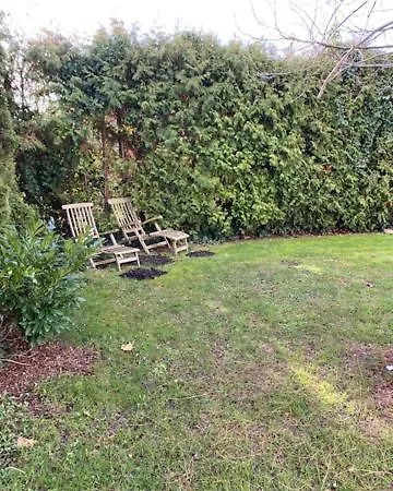 Apartment Rose Garden *